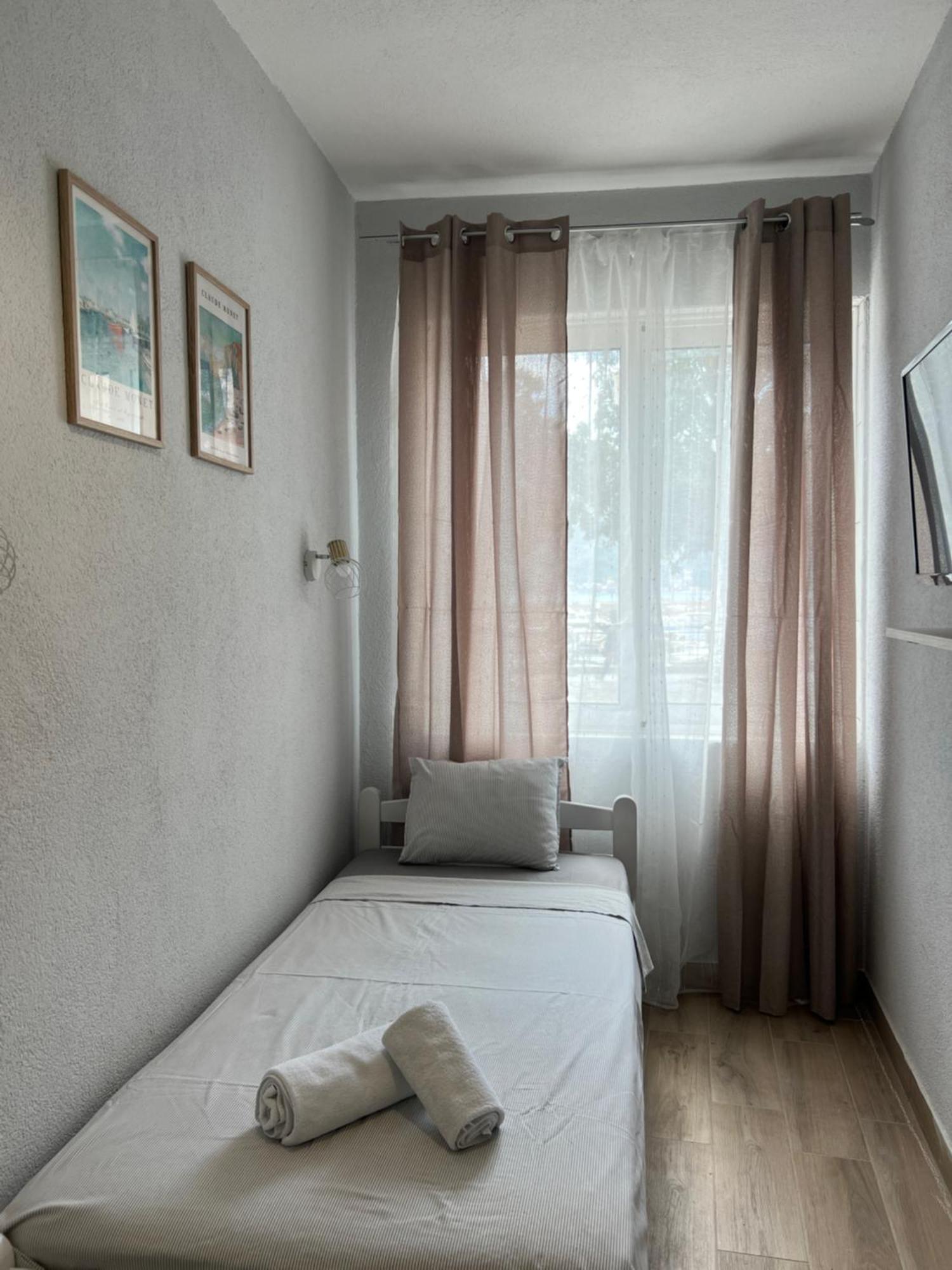 Apartments Astoria Hn Herceg Novi Exterior foto